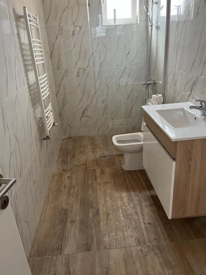 Rent, four bedroom apartment, 90m², Niš, Srbija