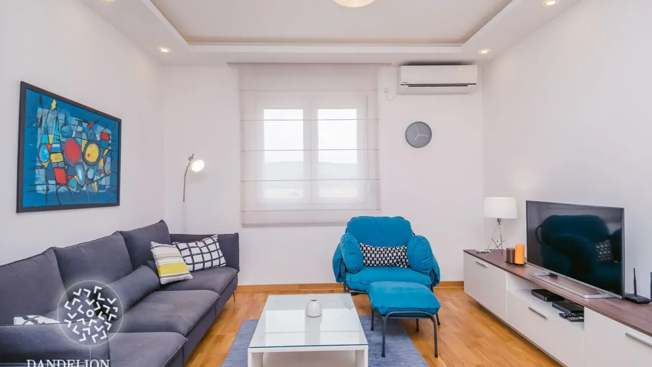 Izdavanje, jednosoban stan, 42m², City Kvart, Podgorica