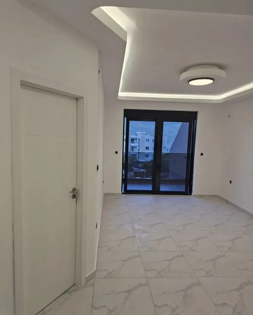 Prodaja, jednosoban stan, 50m², Đenovići, Herceg Novi
