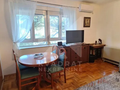 Rent, two bedroom apartment, 67m², Centar, Podgorica - image 4