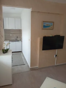Prodaja, jednosoban stan, 27m², Stara Varoš, Podgorica - image 7