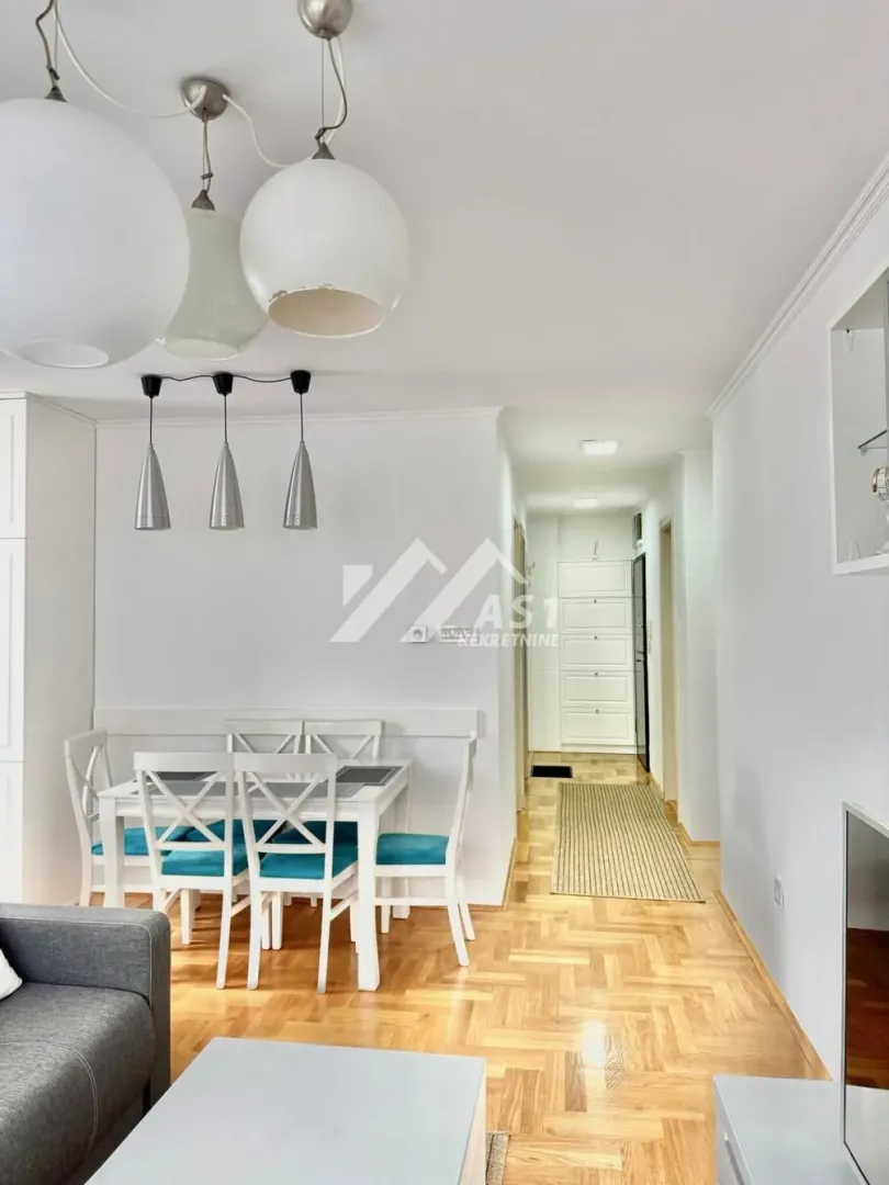 Rent, three bedroom apartment, 50m², Grbavica, Novi Sad Sve Podlokacije