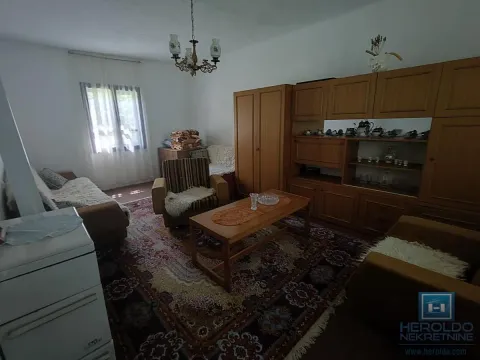 Prodaja, kuća, 100m², Lovci, Jagodina - image 20