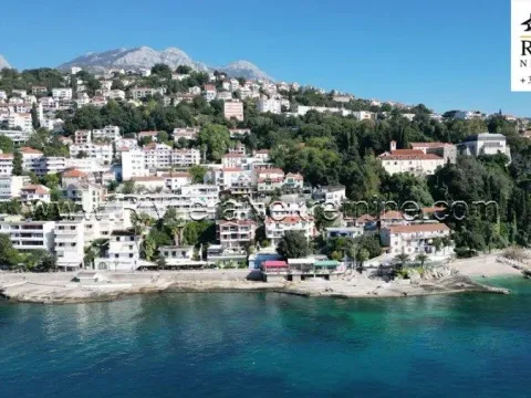 Prodaja, kuća, 264m², Centar, Herceg Novi - image 14
