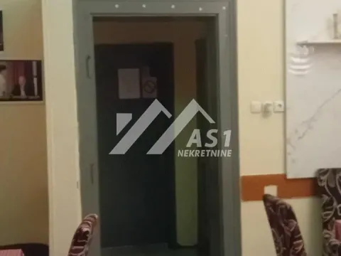 Poslovni prostor in Socijalno