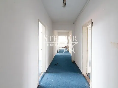 Izdavanje, poslovni prostor, 350m², Tuški Put, Podgorica - image 7