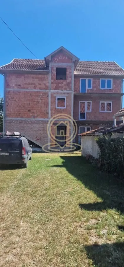 Prodaja, kuća, 360m², Zemun Sve Podlokacije, Beograd