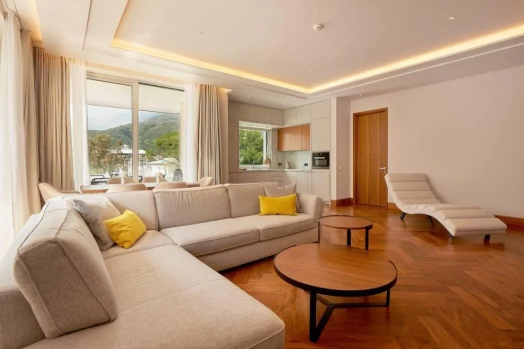Prodaja, dvosoban stan, 136m², Porto Montenegro, Tivat