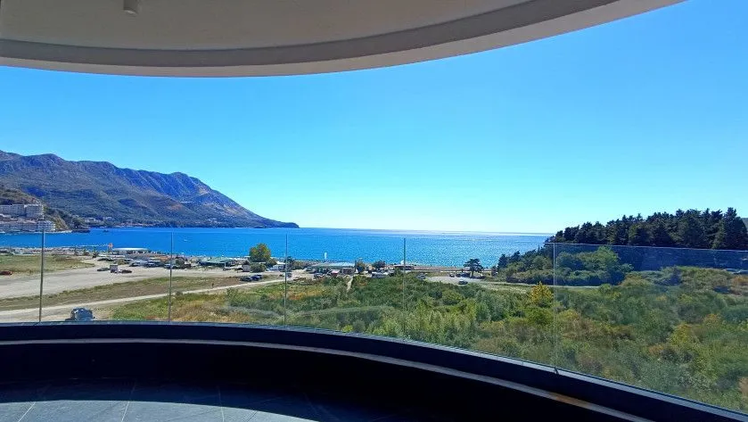Prodaja, dvosoban stan, 109m², Bečići, Budva
