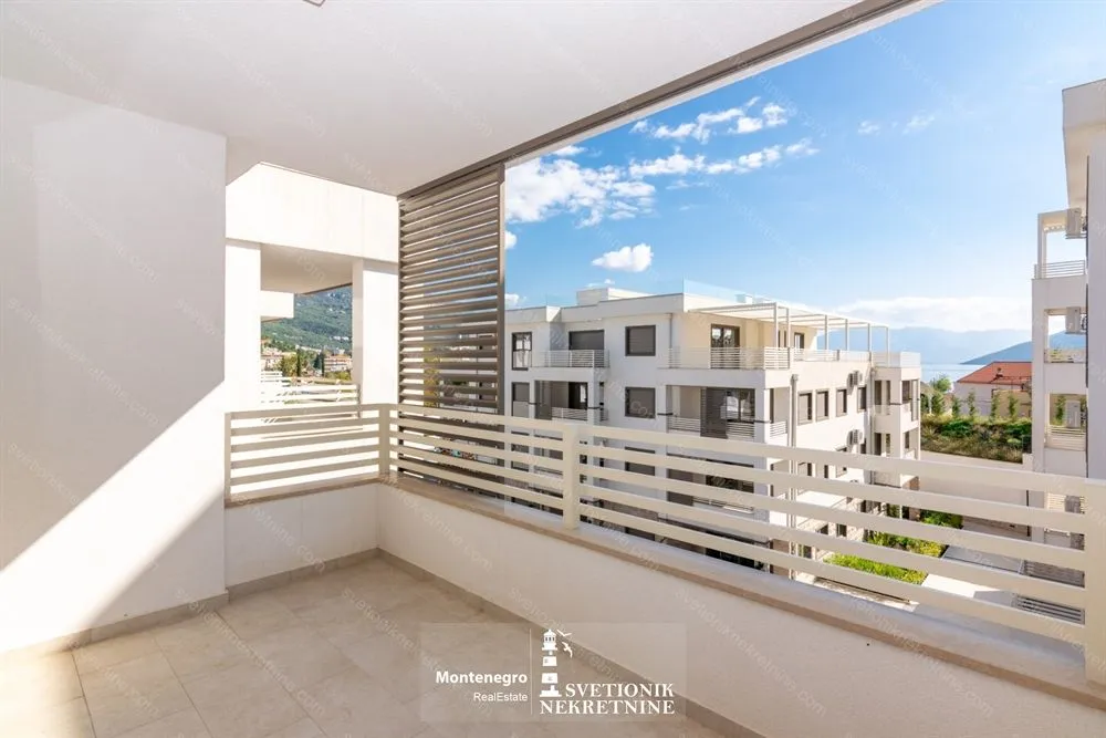 Prodaja, dvosoban stan, 76m², Igalo, Herceg Novi