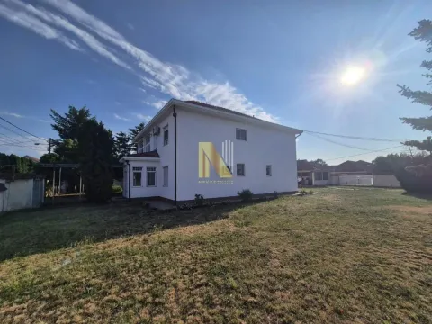 Prodaja, kuća, 248m², Surčin, Beograd - image 11