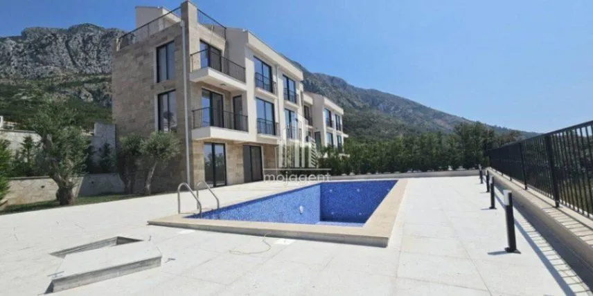 Sale, house, 220m², Budva, Crna Gora