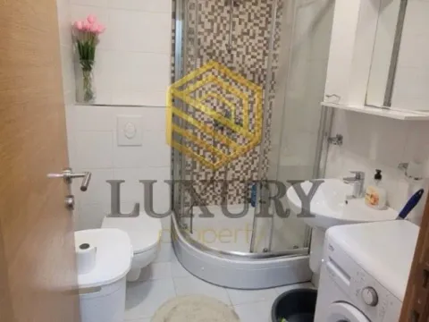 Izdavanje, garsonjera, 27m², City Kvart, Podgorica - image 5