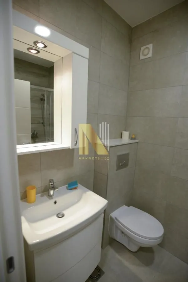 Prodaja, jednosoban stan, 35m², Salajka, Novi Sad Sve Podlokacije