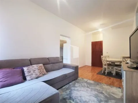 Rent, one bedroom apartment, 45m², Stari Aerodrom, Podgorica - image 2