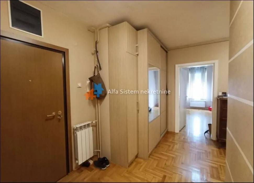 Rent, four bedroom apartment, 100m², Denkova Basta, Zvezdara Sve Podlokacije