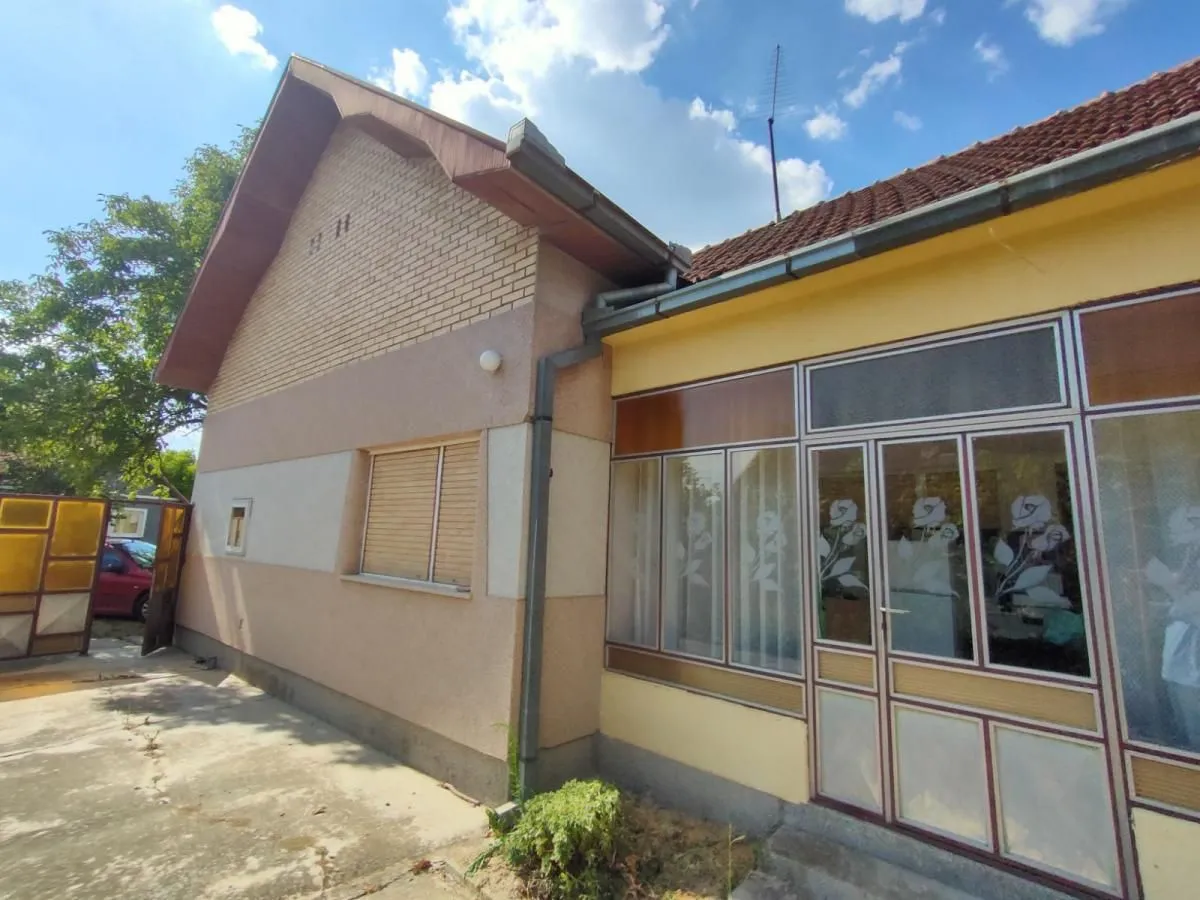Prodaja, kuća, 146m², Deronje, Odžaci
