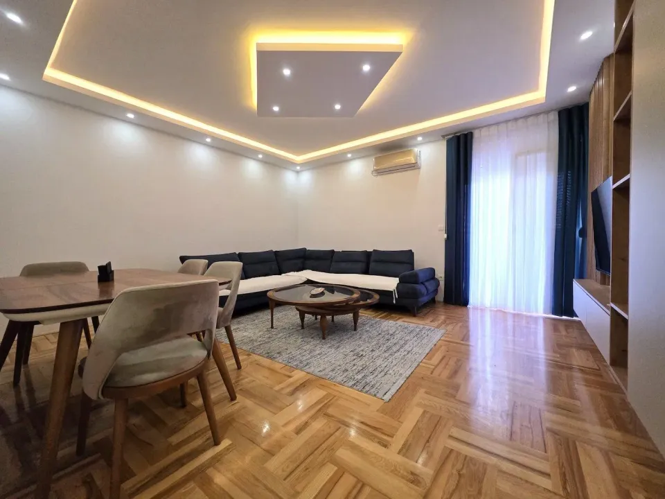 Rent, two bedroom apartment, 77m², Stari Aerodrom, Podgorica