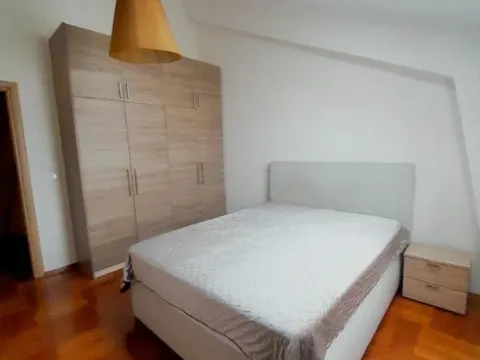 Izdavanje, dvosoban stan, 79m², Krivi Most, Podgorica - image 13