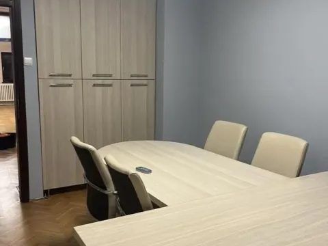 Izdavanje, stan, 110m², Savski Venac, Beograd - image 10