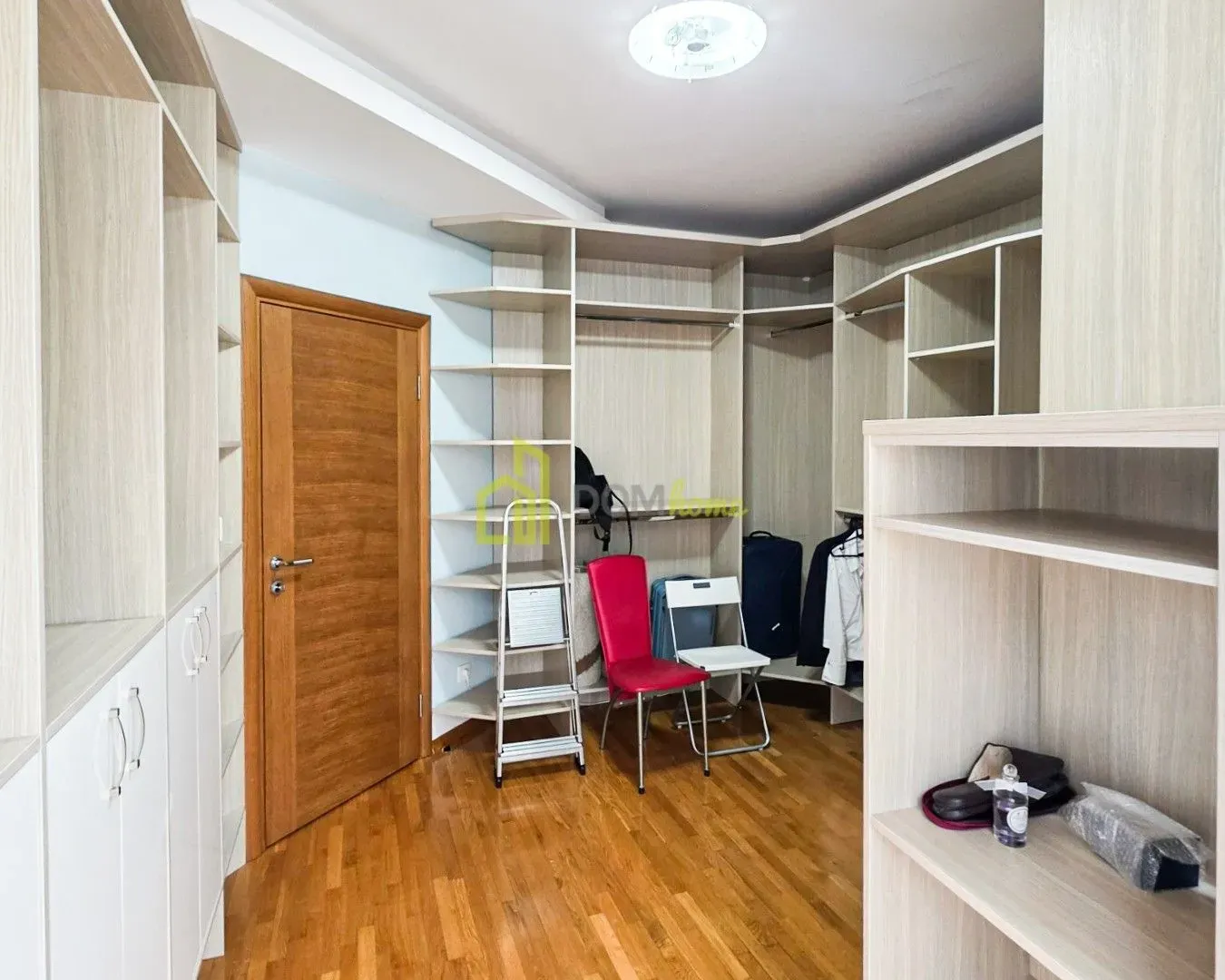 Prodaja, trosoban stan, 197m², Vezirov Most, Podgorica