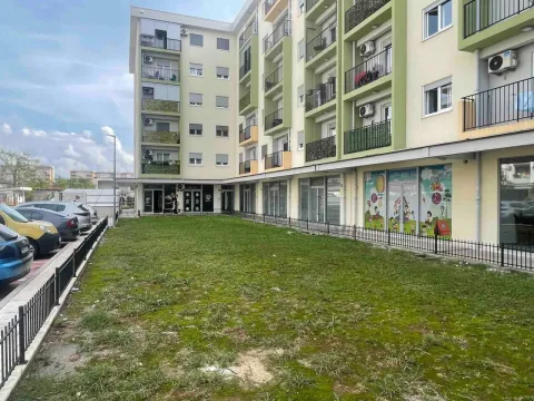 Rent, one bedroom apartment, 59m², Central Point, Podgorica - image 213