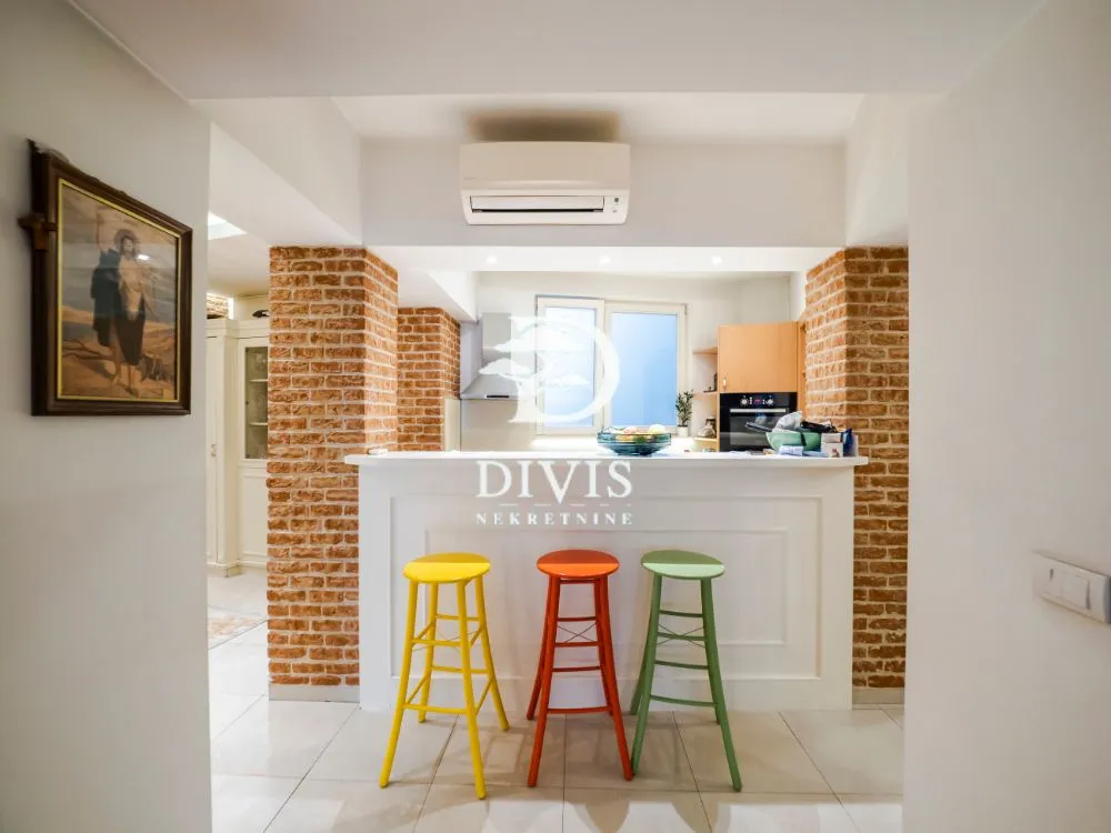 Prodaja, trosoban stan, 95m², Stari Grad, Beograd