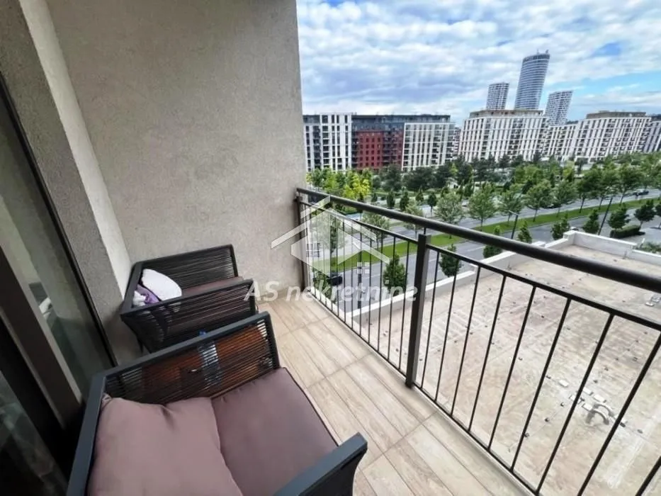 Prodaja, trosoban stan, 81m², Savski Venac, Beograd