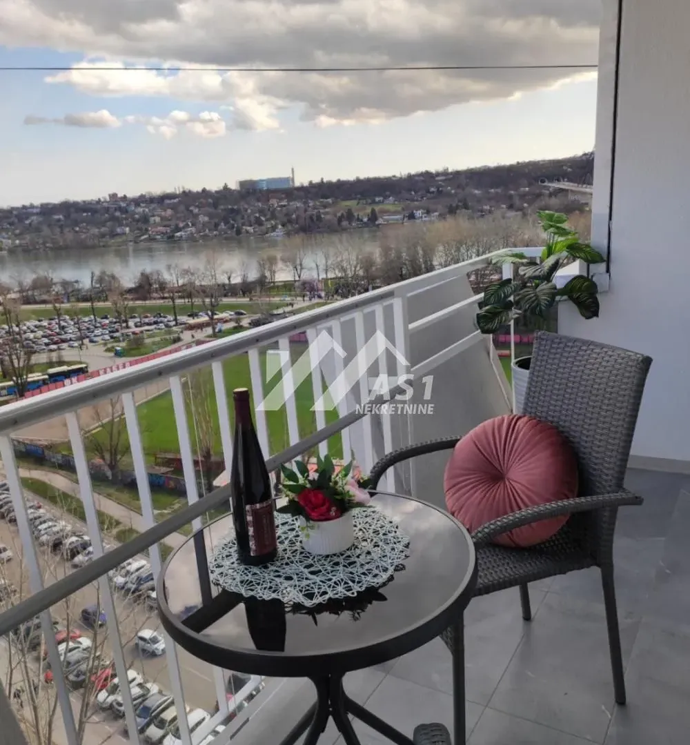 Rent, two bedroom apartment, 60m², Bulevar Oslobodjenja, Novi Sad Sve Podlokacije