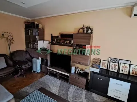 Izdavanje, dvosoban stan, 70m², Novo naselje, Novi Sad - image 4