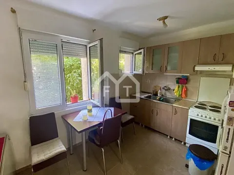 Izdavanje, trosoban stan, 60m², Cvetkova Pijaca, Zvezdara Sve Podlokacije - image 6