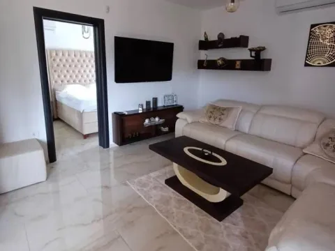 Prodaja, kuća, 296m², Budva, Crna Gora - image 23