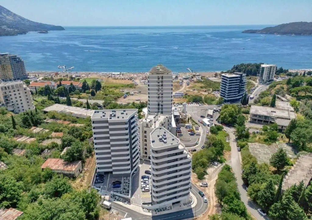 Sale, one bedroom apartment, 43m², Bečići, Budva