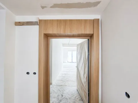 Sale, one bedroom apartment, 58m², Dobrota, Kotor - image 11