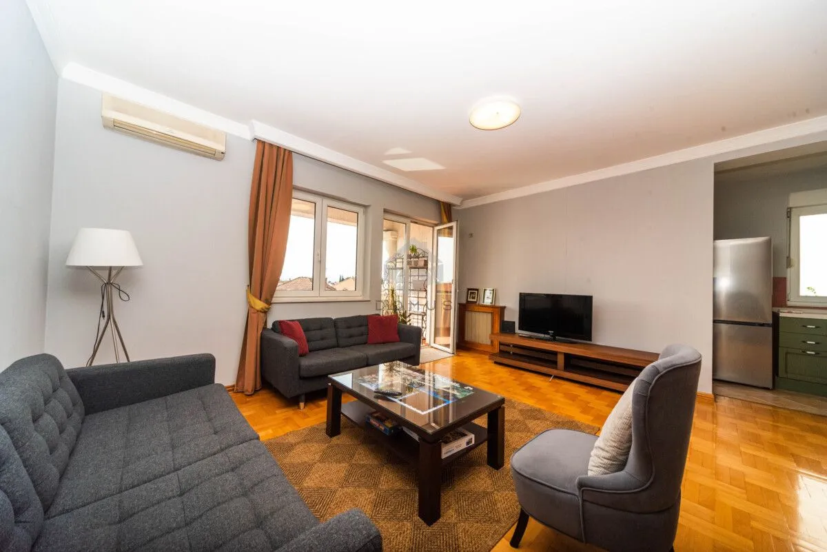 Rent, three bedroom apartment, 115m², Gorica C, Podgorica