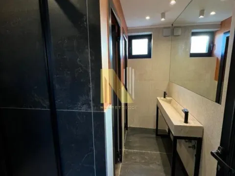 Izdavanje, poslovni prostor, 584m², Centar, Novi Sad - image 30