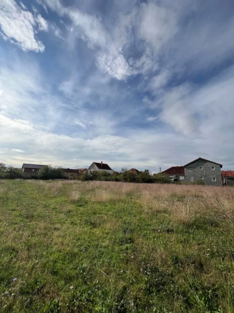 Prodaja, plac, 750m², Murtovina, Podgorica
