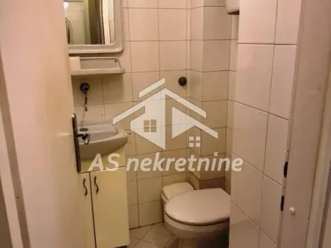 Izdavanje, trosoban stan, 80m², Novi Beograd Sve Podlokacije, Beograd - image 20