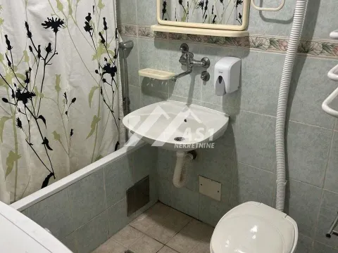 Izdavanje, jednosoban stan, 35m², Detelinara, Novi Sad Sve Podlokacije - image 13