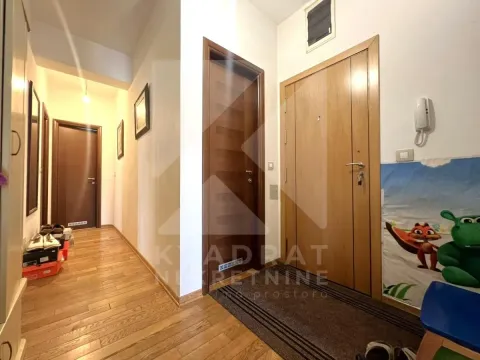 Prodaja, dvosoban stan, 81m², City Kvart, Podgorica - image 10