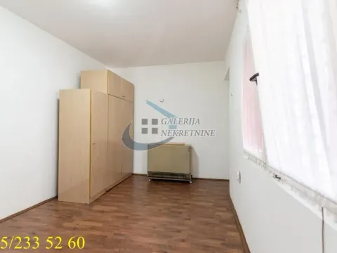 Prodaja, trosoban stan, 70m², Gundulićev Venac, Beograd - image 25