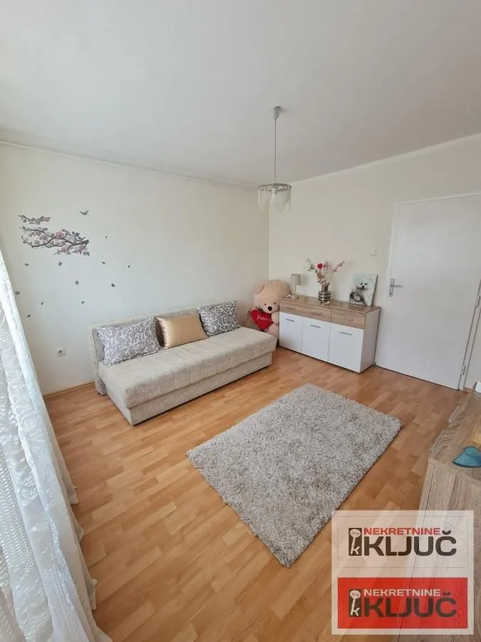 Prodaja, dvosoban stan, 56m², Železnička Stanica, Novi Sad Sve Podlokacije