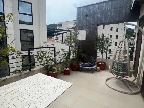 Sale, two bedroom apartment, 83m², Budva, Crna Gora - image 2