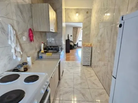 Prodaja, dvosoban stan, 75m², Centar, Podgorica - image 6