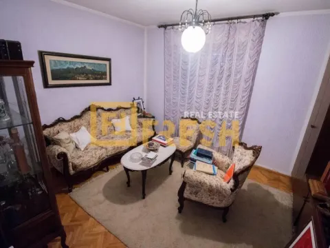Sale, house, 300m², Dalmatinska ulica, Podgorica - image 18