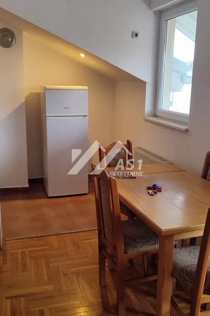 Izdavanje, dvosoban stan, 40m², Adice, Novi Sad Sve Podlokacije