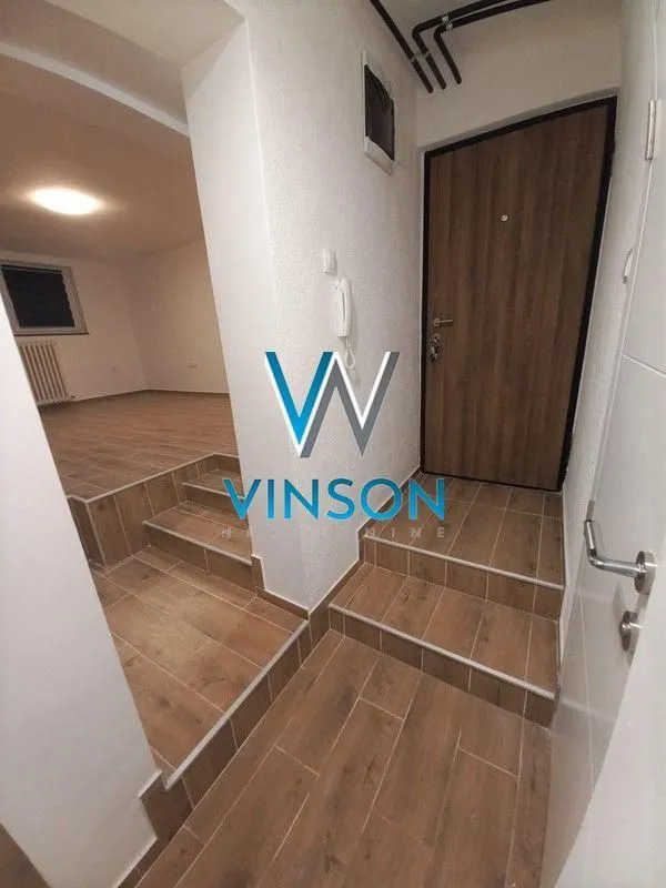 Rent, office space, 35m², Centar, Novi Sad