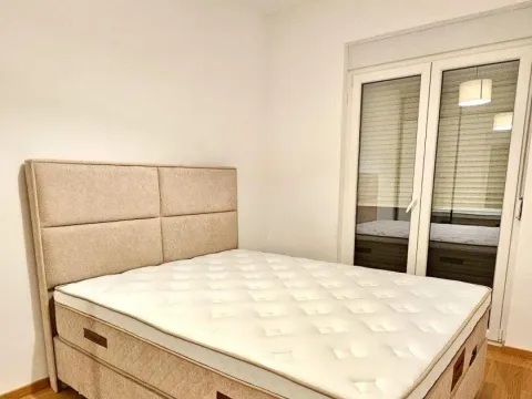 Rent, two bedroom apartment, 66m², Pobrežje, Podgorica - image 5