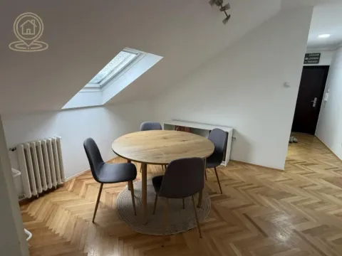 Izdavanje, trosoban stan, 85m², Sajmište, Novi Sad - image 1