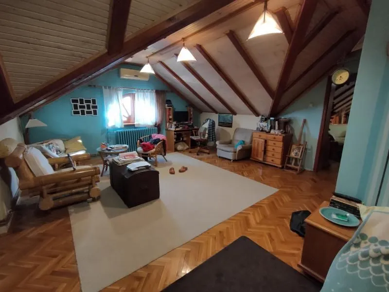 Prodaja, trosoban stan, 84m², Socijalno, Novi Sad Sve Podlokacije